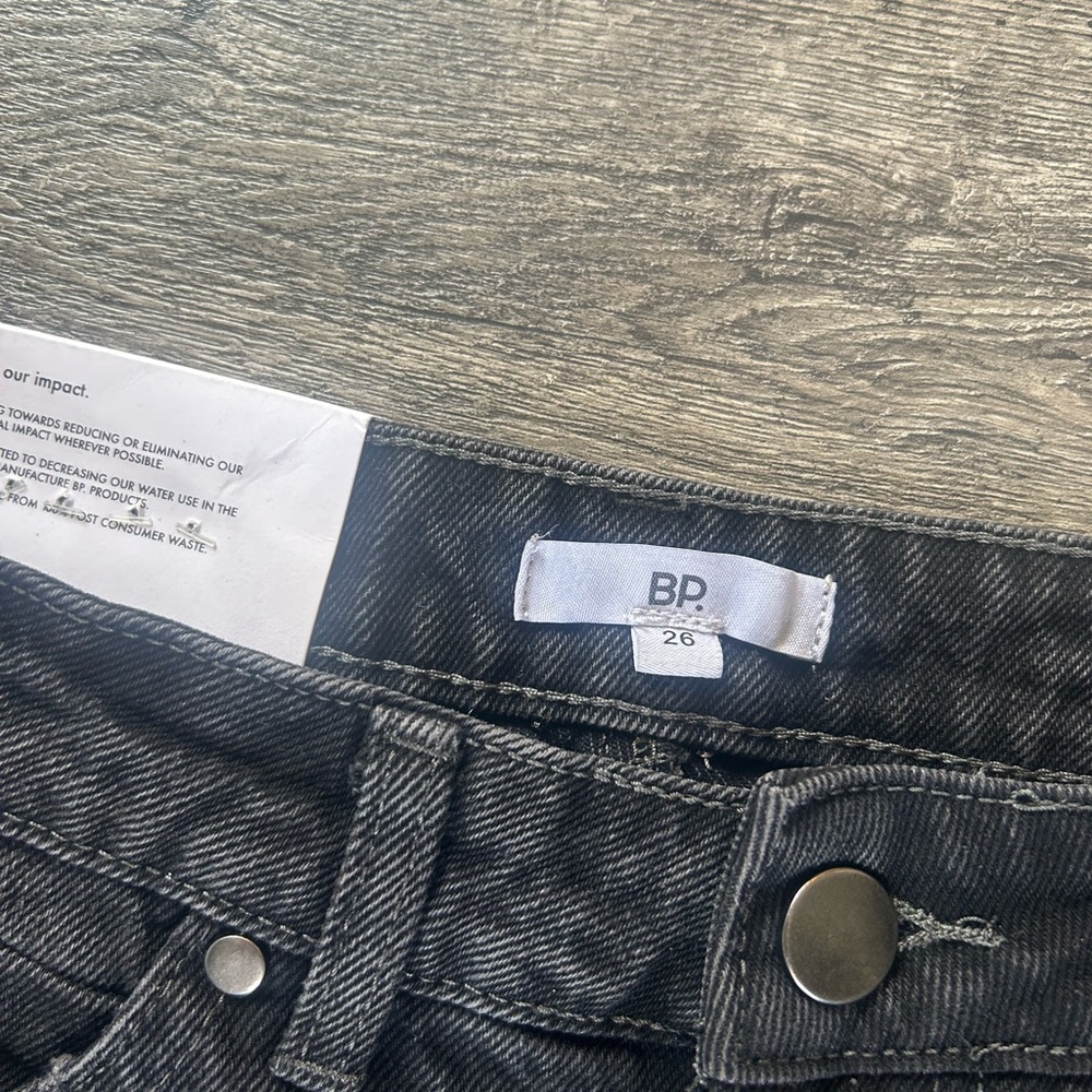 BP Ripped High Waist Shorts - Picture 3 of 4